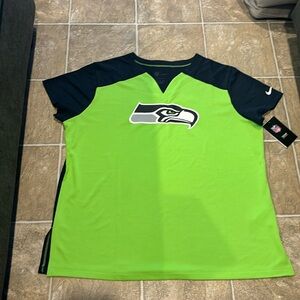 Women’s Seattle Seahawks Nike Shirt XL